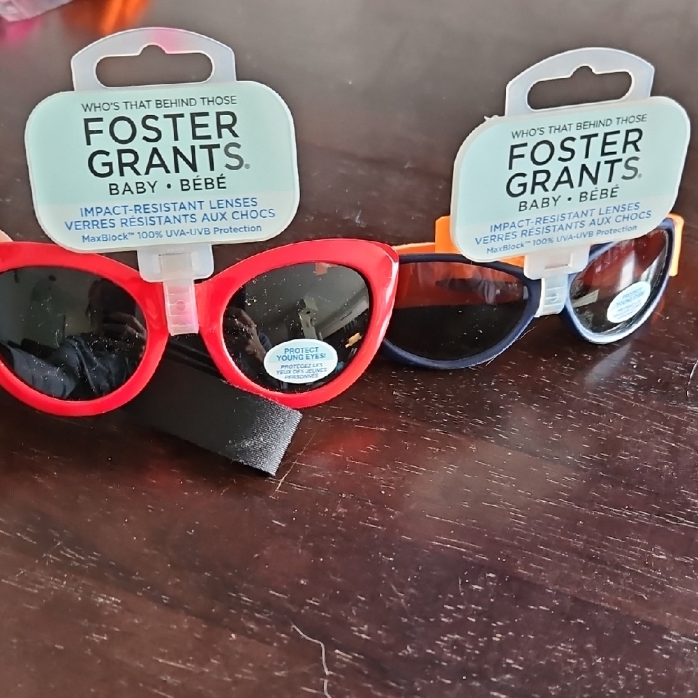 ✨️5/$30 Foster Grant Baby Sunglasses Set of 2